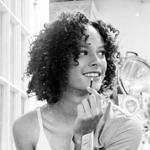 Meet your Posher, Aris